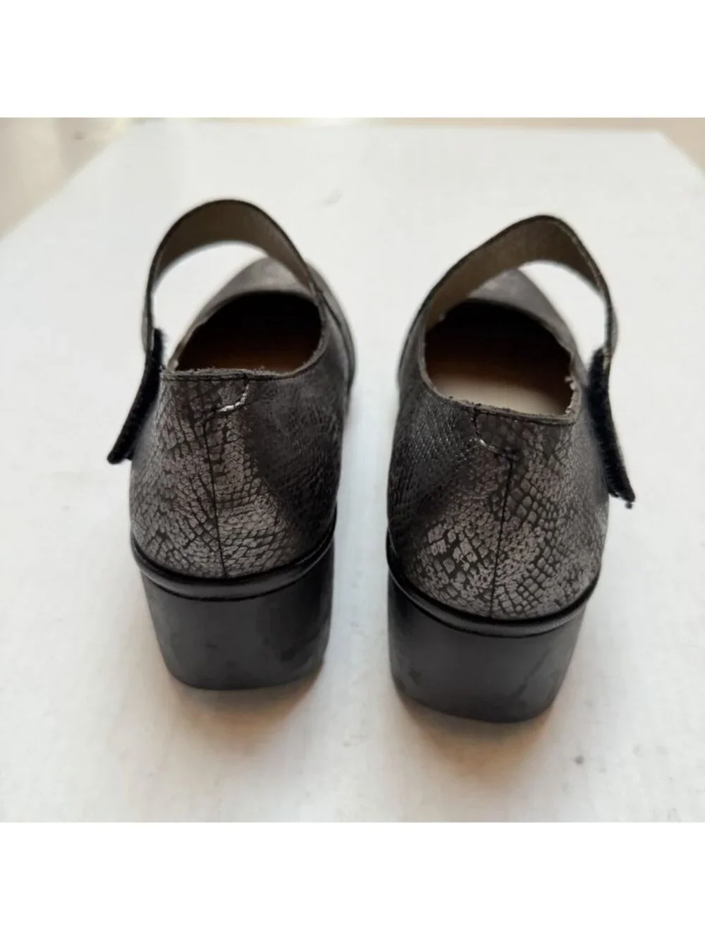 Fly London Lyka Metallic Gray Suede Leather Wedge Mary Jane Shoes Size 40 9 9.5
